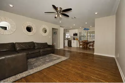 114 S Ringgold Street, West Columbia, TX 77486 - Photo 2