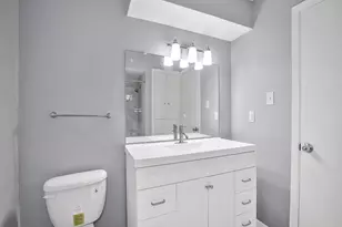 1738 Conrad Sauer Dr, Houston, TX 77043 - Photo 22