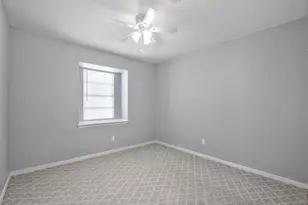 1738 Conrad Sauer Dr, Houston, TX 77043 - Photo 20