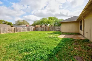 3065 County Rd 855C, Alvin, TX 77511 - Photo 10