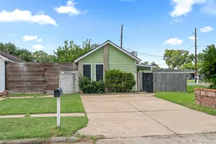 5035 Reno Dr, Pasadena, TX 77505 - Photo 2
