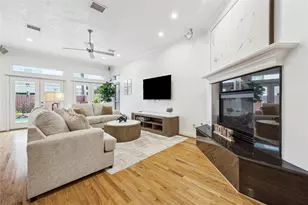 5346 McCulloch Cir, Houston, TX 77056 - Photo 8