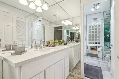 5346 McCulloch Circle, Houston, TX 77056 - Photo 24