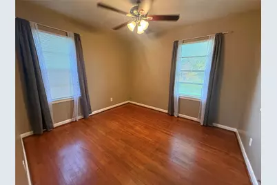 6122 Brook Lea Street, Houston, TX 77087 - Photo 10