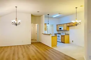 5747 Wandering Creek Dr, Richmond, TX 77469 - Photo 10