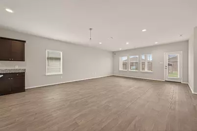 1614 Chase Anchor Court, Richmond, TX 77469 - Photo 6