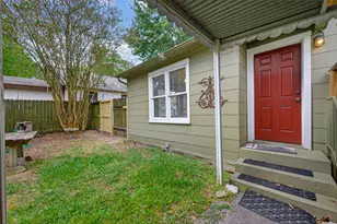1020 Houston St, Conroe, TX 77301 - Photo 38