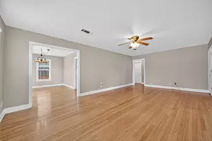 1020 Houston St, Conroe, TX 77301 - Photo 16