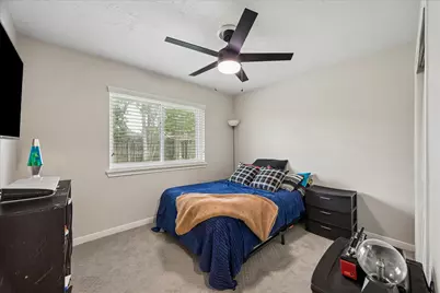 16931 Creek Line Drive, Friendswood, TX 77546 - Photo 16