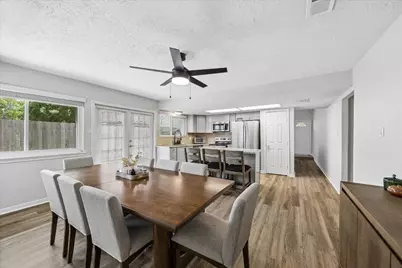 16931 Creek Line Drive, Friendswood, TX 77546 - Photo 4