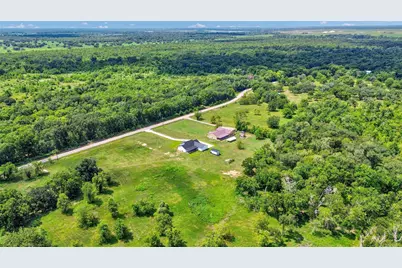 2168 Cr 36, Angleton, TX 77515 - Photo 6