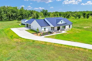 2168 Cr 36, Angleton, TX 77515 - Photo 1
