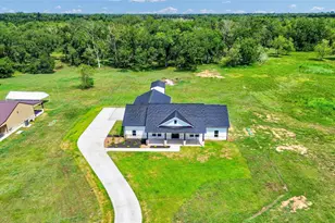 2168 Cr 36, Angleton, TX 77515 - Photo 4