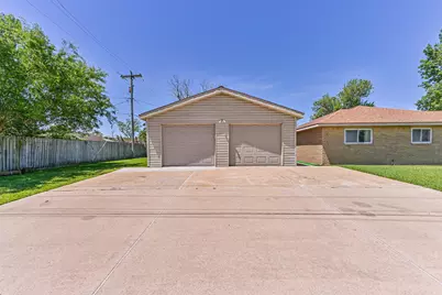 304 Avondale Lane, Friendswood, TX 77546 - Photo 30