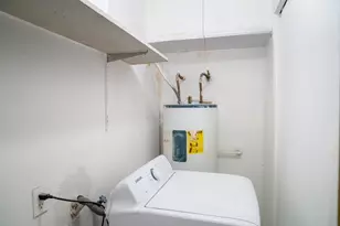 8300 Oakhaven Rd, La Porte, TX 77571 - Photo 16