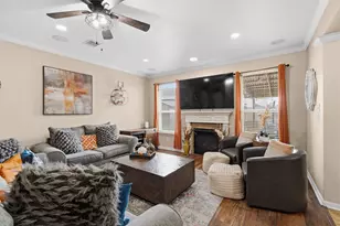 1319 Collier Point Ln, Fresno, TX 77545 - Photo 4