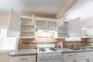 305 N Live Oak St, Houston, TX 77003 - Photo 6