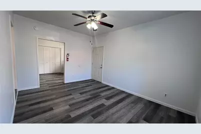 1325 Herkimer Street #2, Houston, TX 77008 - Photo 6
