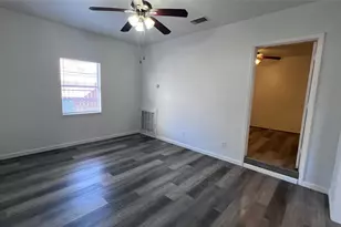 1325 Herkimer St, Houston, TX 77008 - Photo 8