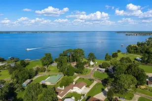 235 Lakeview Harbor, Onalaska, TX 77360 - Photo 6