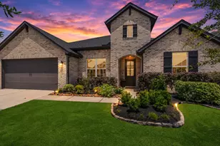 10706 Painted Crescent Ct, Cypress, TX 77433 - Photo 2