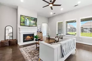 10706 Painted Crescent Ct, Cypress, TX 77433 - Photo 4