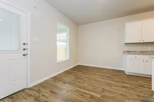 16458 Honeysuckle Hill Dr, Conroe, TX 77303 - Photo 6