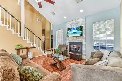 16026 Cedar Gully Drive, Friendswood, TX 77546 - Photo 10