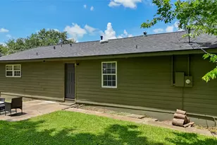 117 Cannon St, Clute, TX 77531 - Photo 22