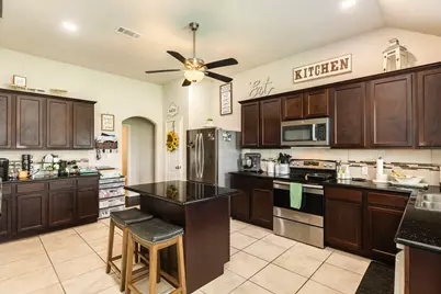 920 Quarter Horse Trail, Angleton, TX 77515 - Photo 6