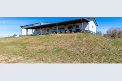 7047 Falke Heinrich Road, Schulenburg, TX 78956 - Photo 2