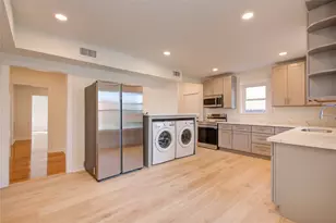 2208 Blodgett St, Houston, TX 77004 - Photo 8