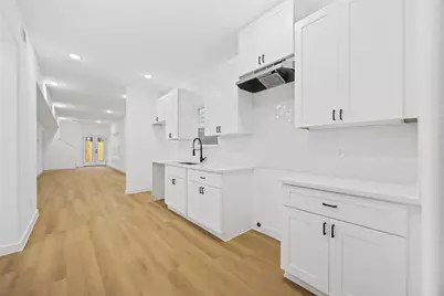 8116 De Priest Unit A B, Houston, TX 77088 - Photo 4