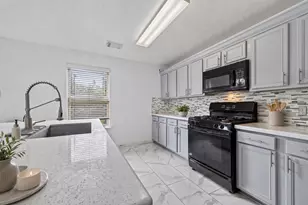19514 Remington Martin Dr, Houston, TX 77073 - Photo 8