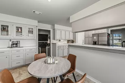 1337 Green Briar Drive, Huntsville, TX 77340 - Photo 14