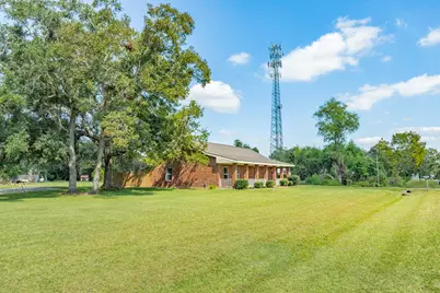 231 Gaines Street, Brazoria, TX 77422 - Photo 2