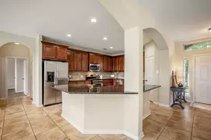 11210 Misty Willow Ln, Tomball, TX 77375 - Photo 6
