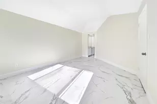 13723 Rocky Bluff Dr, Houston, TX 77085 - Photo 18