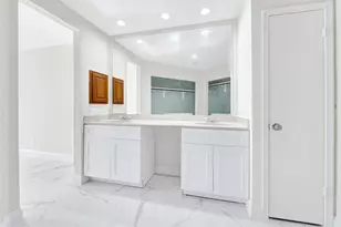 13723 Rocky Bluff Dr, Houston, TX 77085 - Photo 20