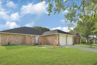 13723 Rocky Bluff Drive, Houston, TX 77085 - Photo 2