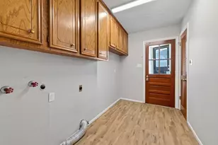 925 Manchester Dr, Conroe, TX 77304 - Photo 36