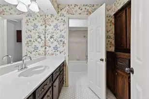 925 Manchester Dr, Conroe, TX 77304 - Photo 34