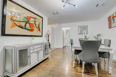 706 Beaumont St, Anahuac, TX 77523 - Photo 2