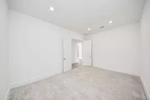 10235 Forest Lake Dr, Missouri City, TX 77459 - Photo 8