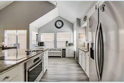 4638 Green Trail Drive, Houston, TX 77084 - Photo 12