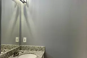 15770 Chimney Rock Rd, Houston, TX 77489 - Photo 32