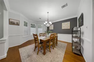 79 N Cochrans Green Cir, The Woodlands, TX 77381 - Photo 6