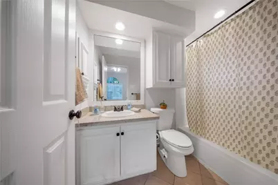79 N Cochrans Green Circle, The Woodlands, TX 77381 - Photo 34