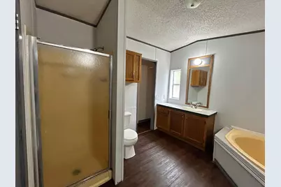 2523 Oyster Creek Bend, Oyster Creek, TX 77541 - Photo 6