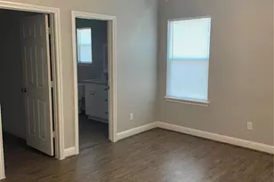 517 Atchison St, Sealy, TX 77474 - Photo 4